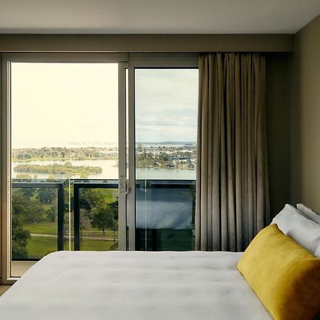 The Kinson Hotel Melbourne Exterior photo A room at the hotel