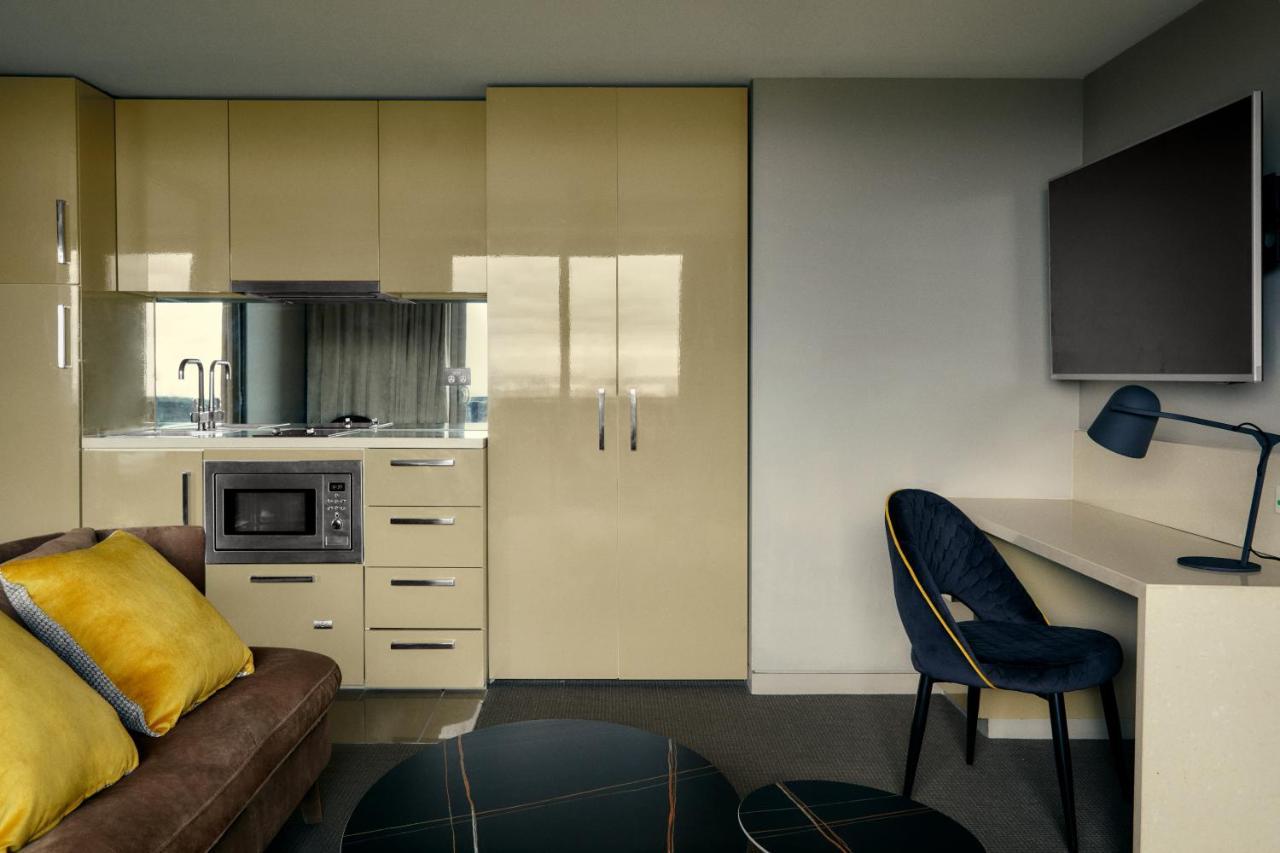 The Kinson Hotel Melbourne Exterior photo A typical studio apartment