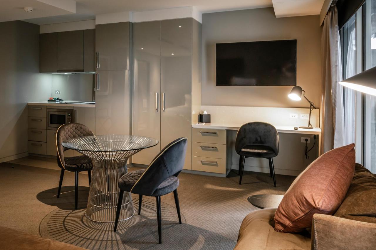 The Kinson Hotel Melbourne Exterior photo A typical studio apartment